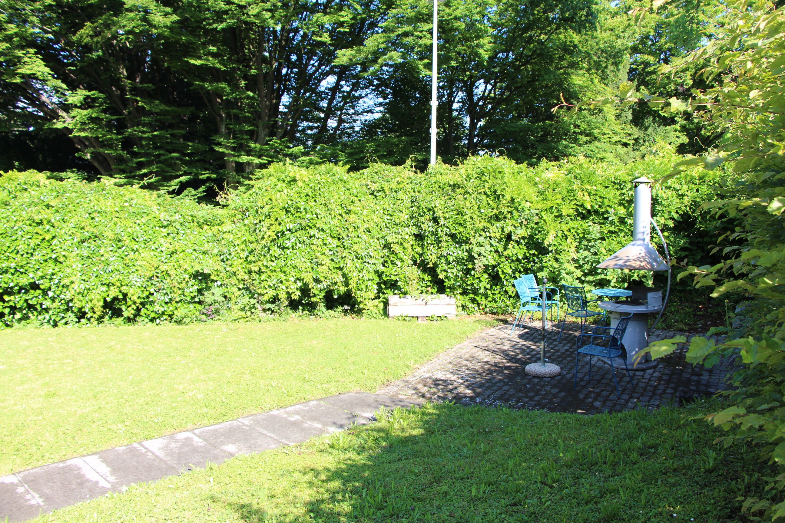 Garten des Wohnhauses Weinhof